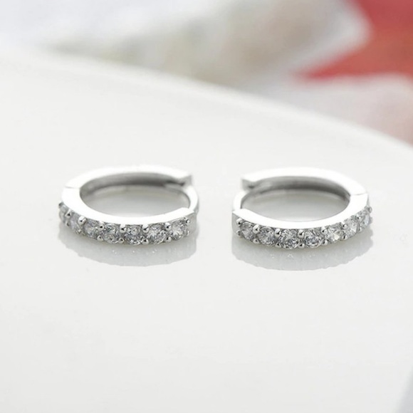 NEW 925 Sterling Silver Diamond Hoop Earrings - Picture 4 of 7